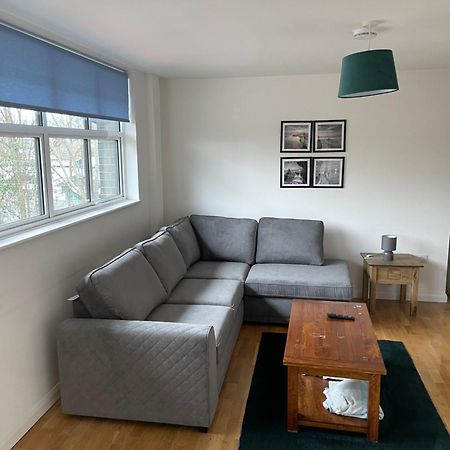 2 Bed City Centre Flat Бат Экстерьер фото
