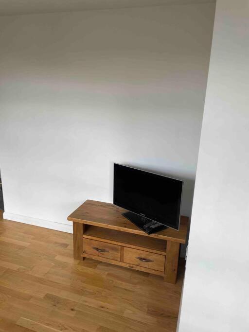 2 Bed City Centre Flat Бат Экстерьер фото