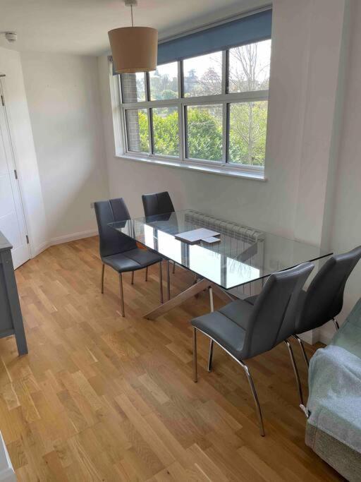2 Bed City Centre Flat Бат Экстерьер фото